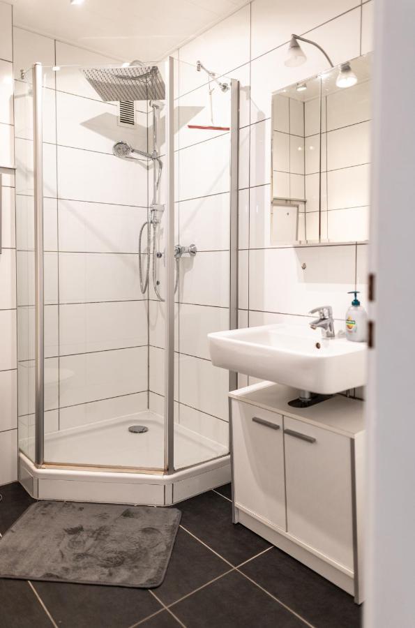 Appartement Eindrucksvolles Gruppen- Und Monteursloft à Edingen-Neckarhausen Extérieur photo